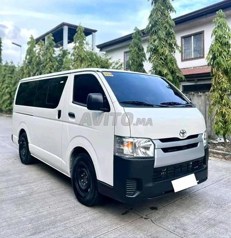 TOYOTA HIACE COMMUTER 3.0 MT 2025 - - 2