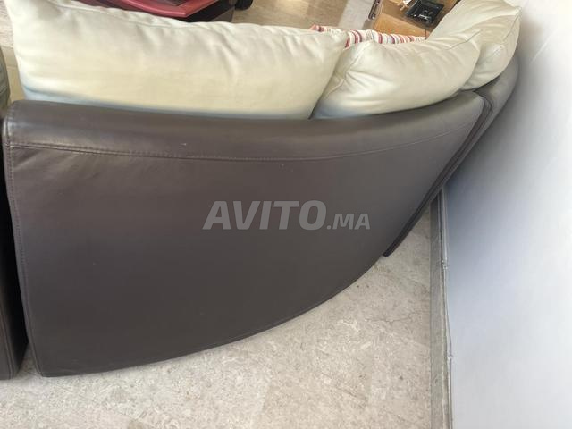 صالون عصري في حالة ممتازة ومريح - 2