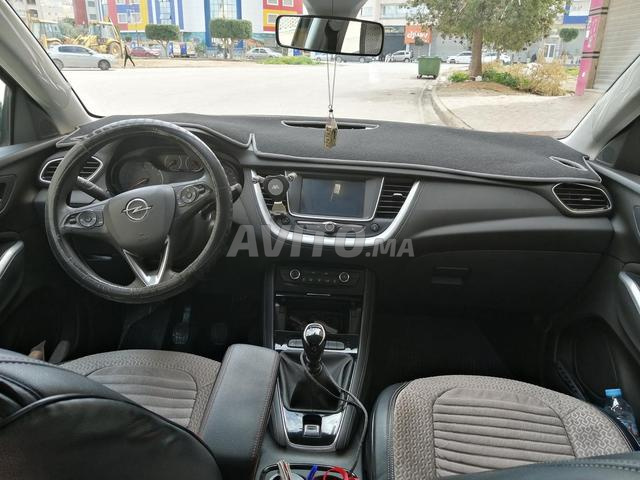 opel grandland x - 2