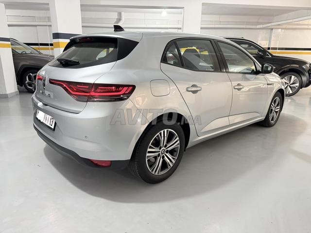 Renault Megane Diesel Automatique 2024 à Rabat - 2
