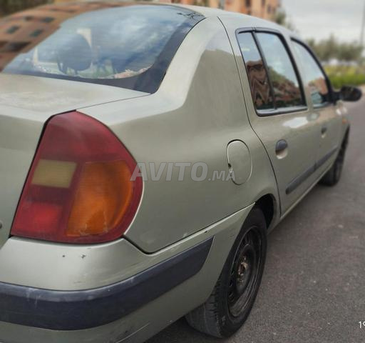 clio3 1.4 bon état - 2