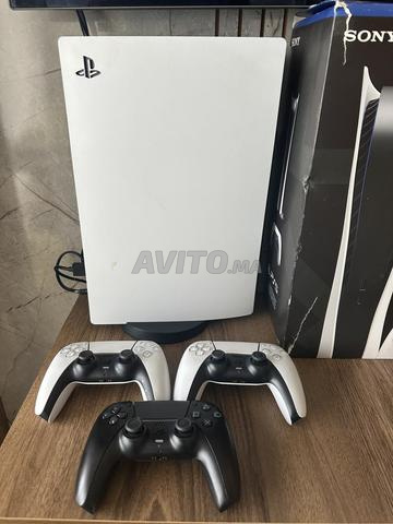 جهاز PS5 Digital Edition - 825 جيجابايت - حالة جيدة جدا - 2