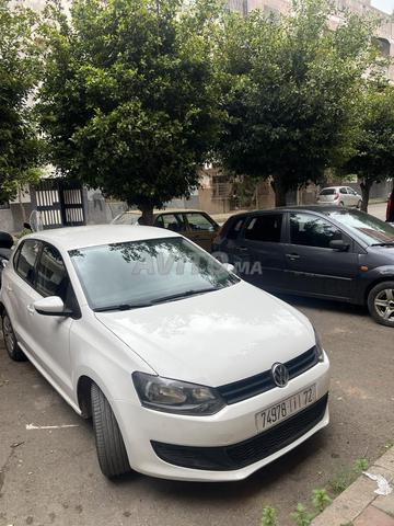 سيارتي بولو بنزين موديل نهاية 2013 بحالة جيدة - 2