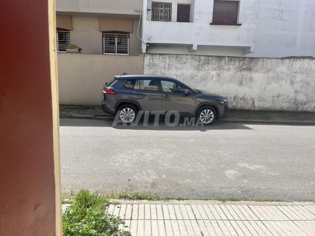 تويوتا كورولا كروس هايبرد SUV - 2