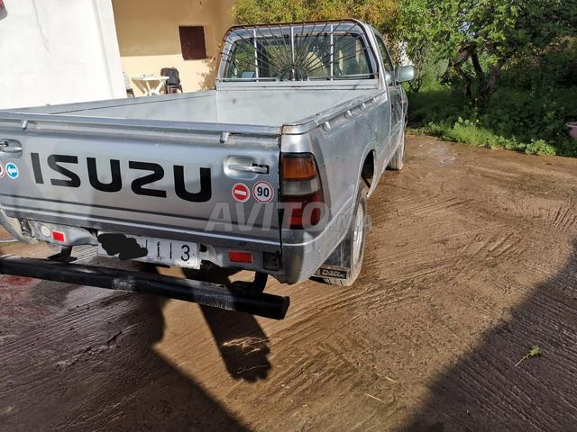 Isuzu 2002 - 2