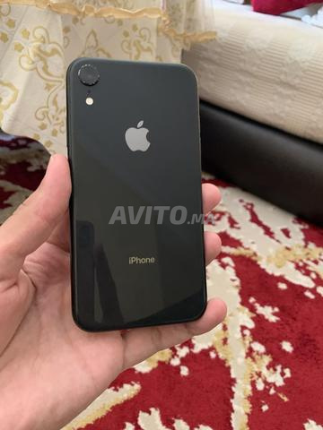 iphone xr 64gb