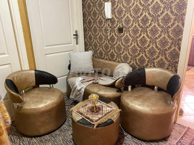 ثلاث أريكات بالطبلة ديالهم - 2