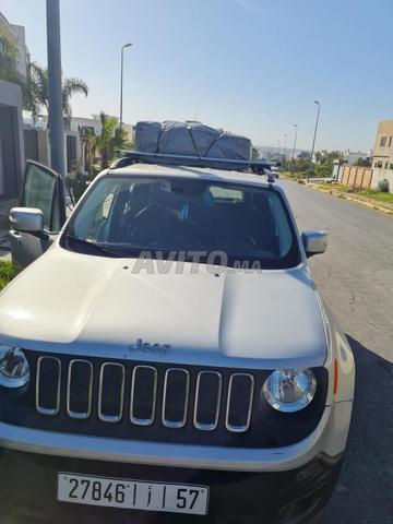 Jeep Renegade Diesel Manuelle 2018 à Khouribga - 2