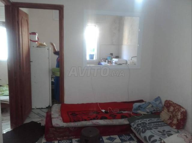 منزل 52 م 2 عنوان 4 طوابق ونصف مبروكة دار مصلوحة نقية قريبة رويدة