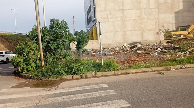 أرض صناعية للبيع في عين عتيق - 2