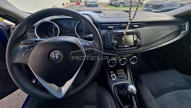 GIULIETTA ALFA ROMEO 2018 PREMIÈRE MAIN 
