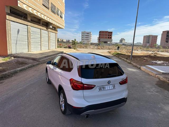 voiture BMW X1 - 2