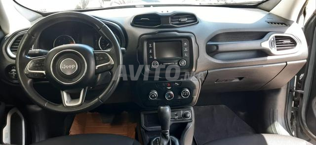 جيب رينيجيد ديزل أوتوماتيكي 2018 في الدار البيضاء - 2