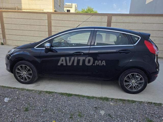 Ford Fiesta ديزل يدوية 2017 في بوخالف