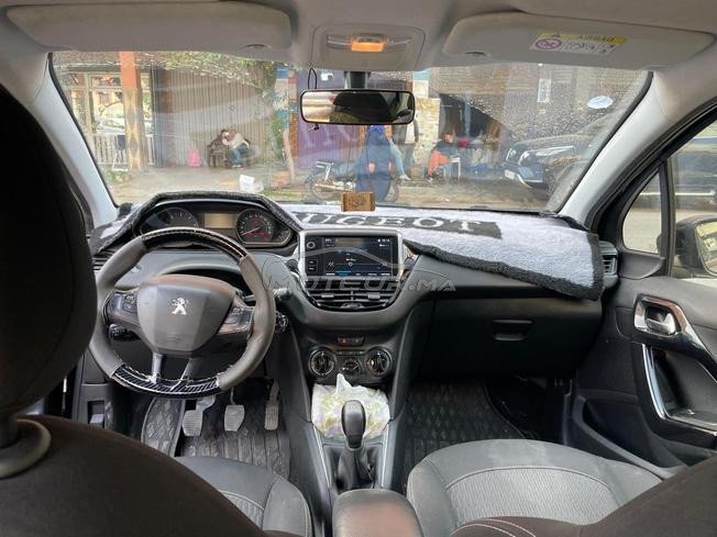 Peugeot  208