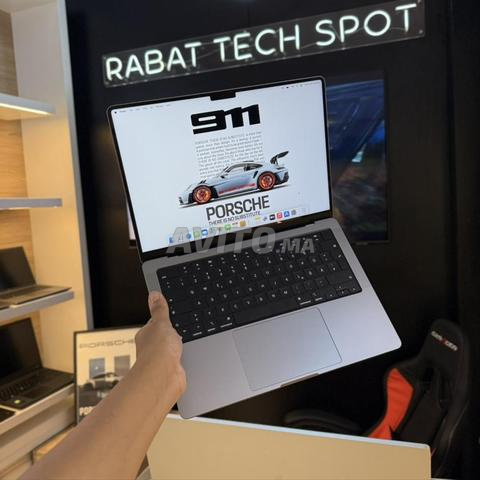 MacBook Pro 14” 2023 | M2 MAX | 32 RAM (Officiel)