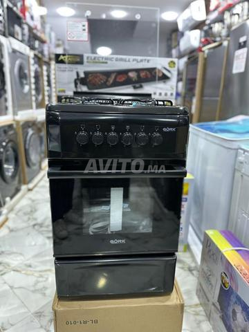 Cuisinière de marque Gork noire complète 50cm/50cm