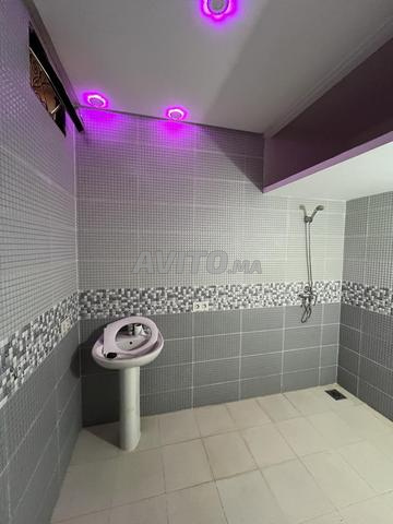 فيلا مجددة ومفروشة بشكل جيد