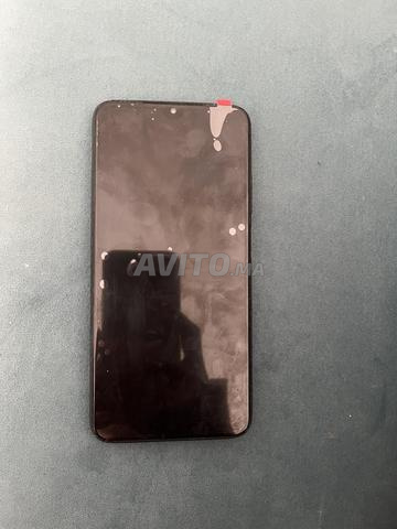 هاتف بحالة جيدة جدا للبيع - 2