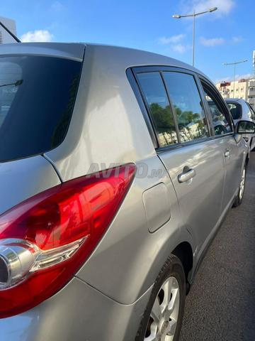 نيسان تيدا بنزين يدوية 2010 في شيشاوة - 2