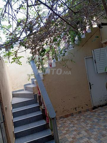 منزل جميل مجهز للبيع في سيدي رحال قريب من البحر