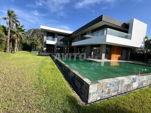 Villa neuf 2000 M² a quartie souissi rabat