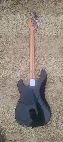 squier fender - 2