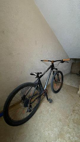 دراجة نارية للبيع