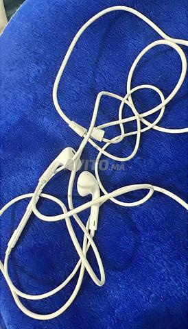 سماعات أيفون أصلية - 2