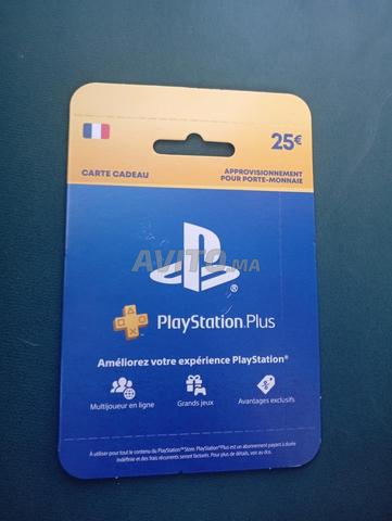 PlayStation 5 Slim 2026 neuf vc abonnement 1 ans - 2