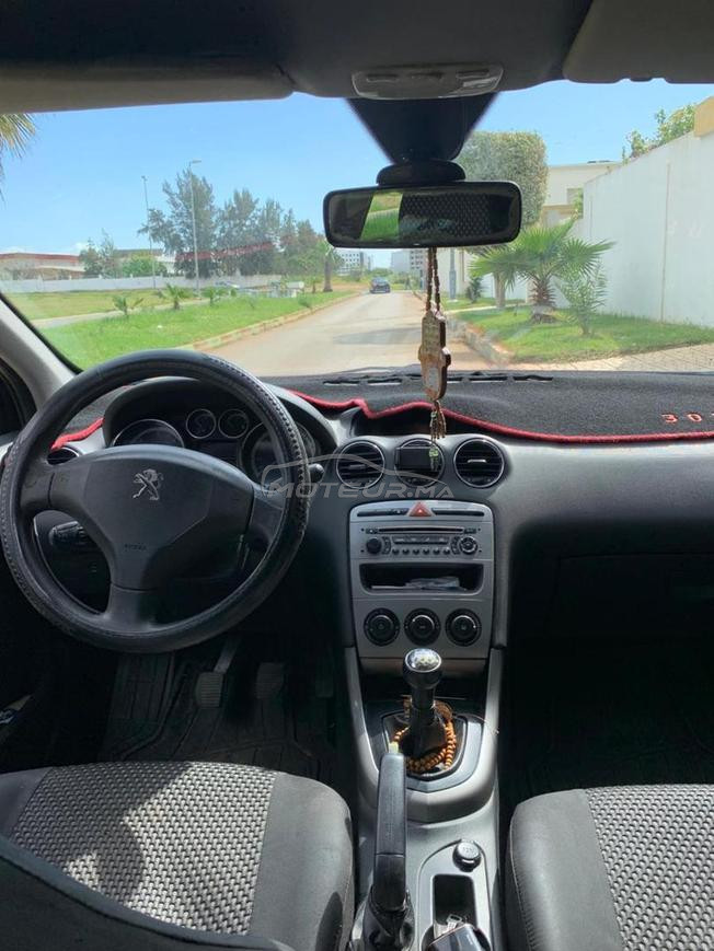 voiture à vendre en très bonne état.