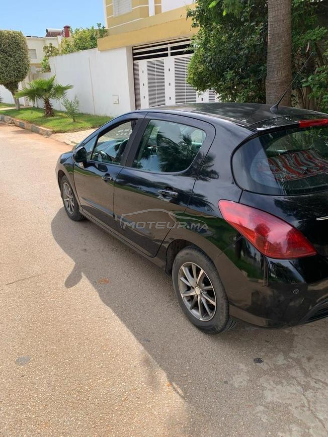 voiture à vendre en très bonne état.