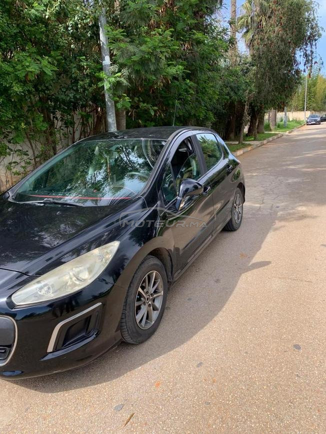 voiture à vendre en très bonne état.