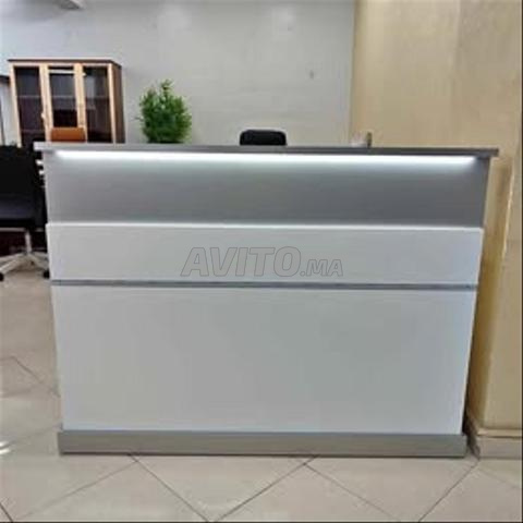 منضدة استقبال مع صندوق بسعر جذاب - 2