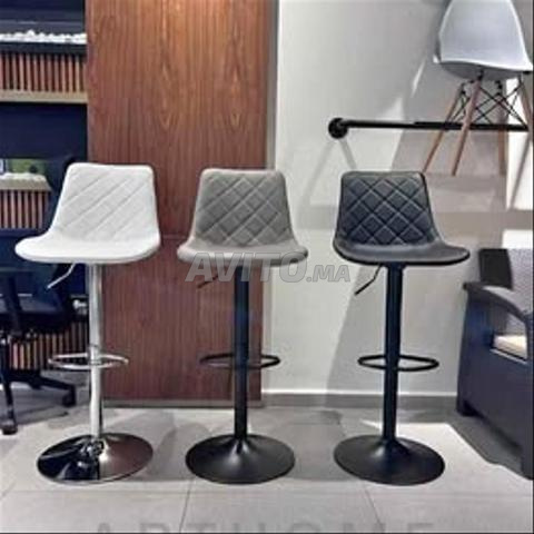 مقعد بار متوفر بسعر جذاب - 2