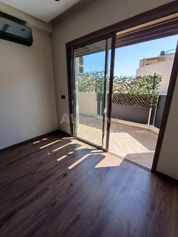 Appartement à louer 111 m² à Casablanca - 2