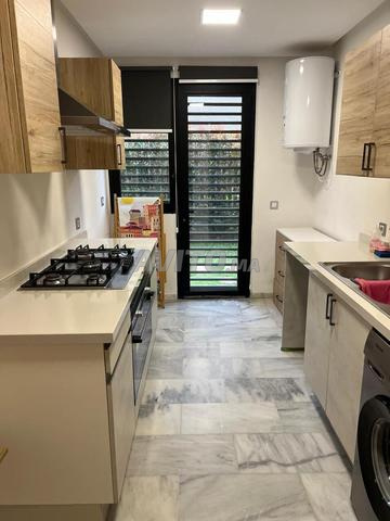 Luxueux Appartement Vide en vente À El Menzeh - 2