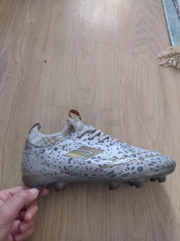 Chaussures de sport pour football - 2