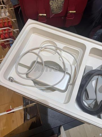 Apple vision pro - 2