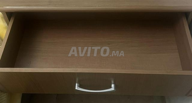 خزانة عصرية بـ 3 أدراج - 2