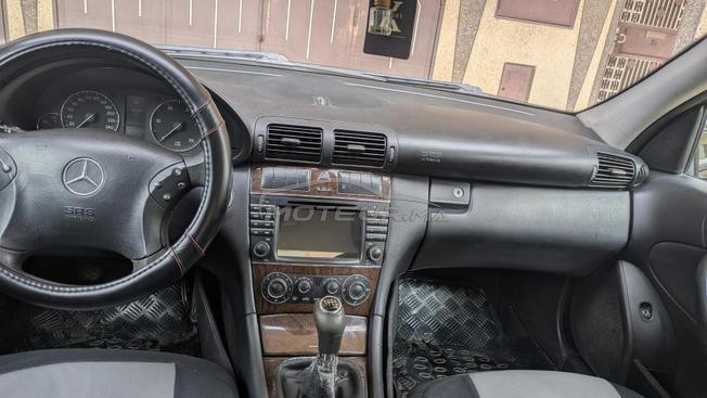 Mercedes-Benz 203 Diesel Manuelle 2005 à Oujda