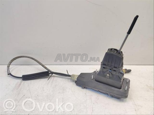 محدد علبة السرعة الأوتوماتيكية بيجو 508 - 2