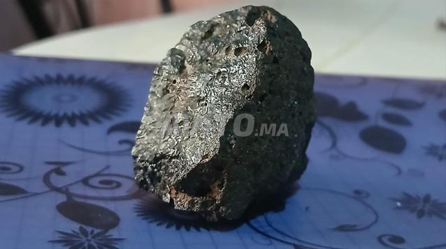 حجر نيزك ثقيل مغناطيسي 🌠 - 2