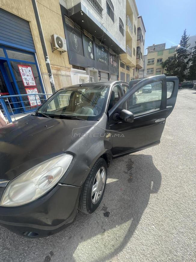 Dacia Diesel Manuelle 2010 à Salé