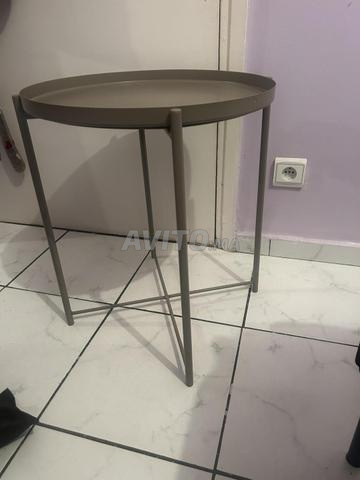 طاولة جانبية للبيع - 2