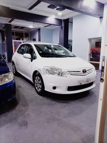 Toyota Auris essence faible kilométrage 63000 - 2