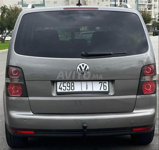 VOLKSWAGEN TOURAN FAMILIALE 07 place 2009 - 2