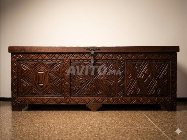 Coffre Artisanal sculpté - 2