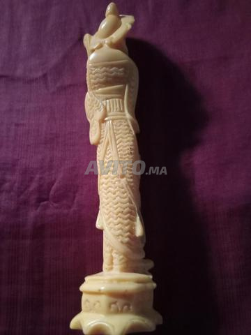 Trois figurines en ivoire et kaffatoran - 2