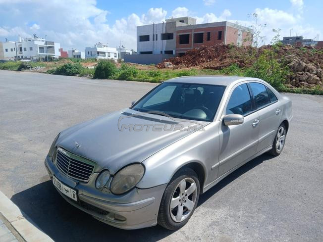 Mercedes-Benz 270 Diesel Automatique 2004 à Temara